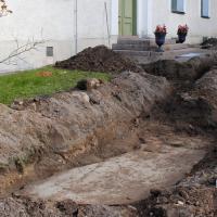 Suède - découverte d'une pierre runique - Photo par Eemelie Sunding/ Upplandsmuseet